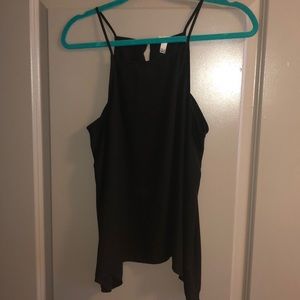 black loose tank top